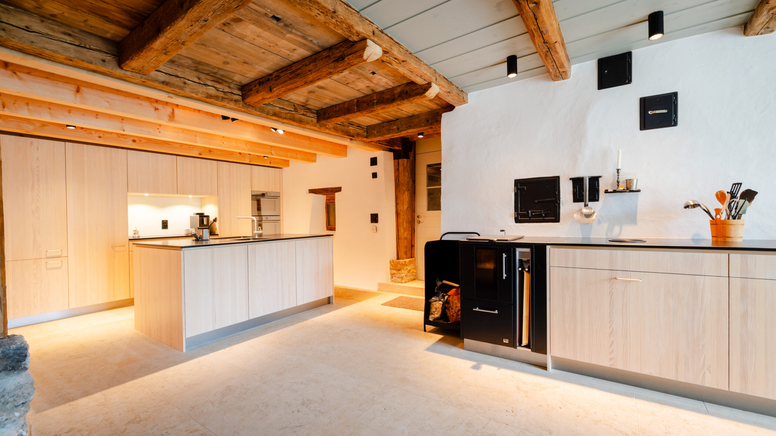 Geschichte, geerdet in Holz