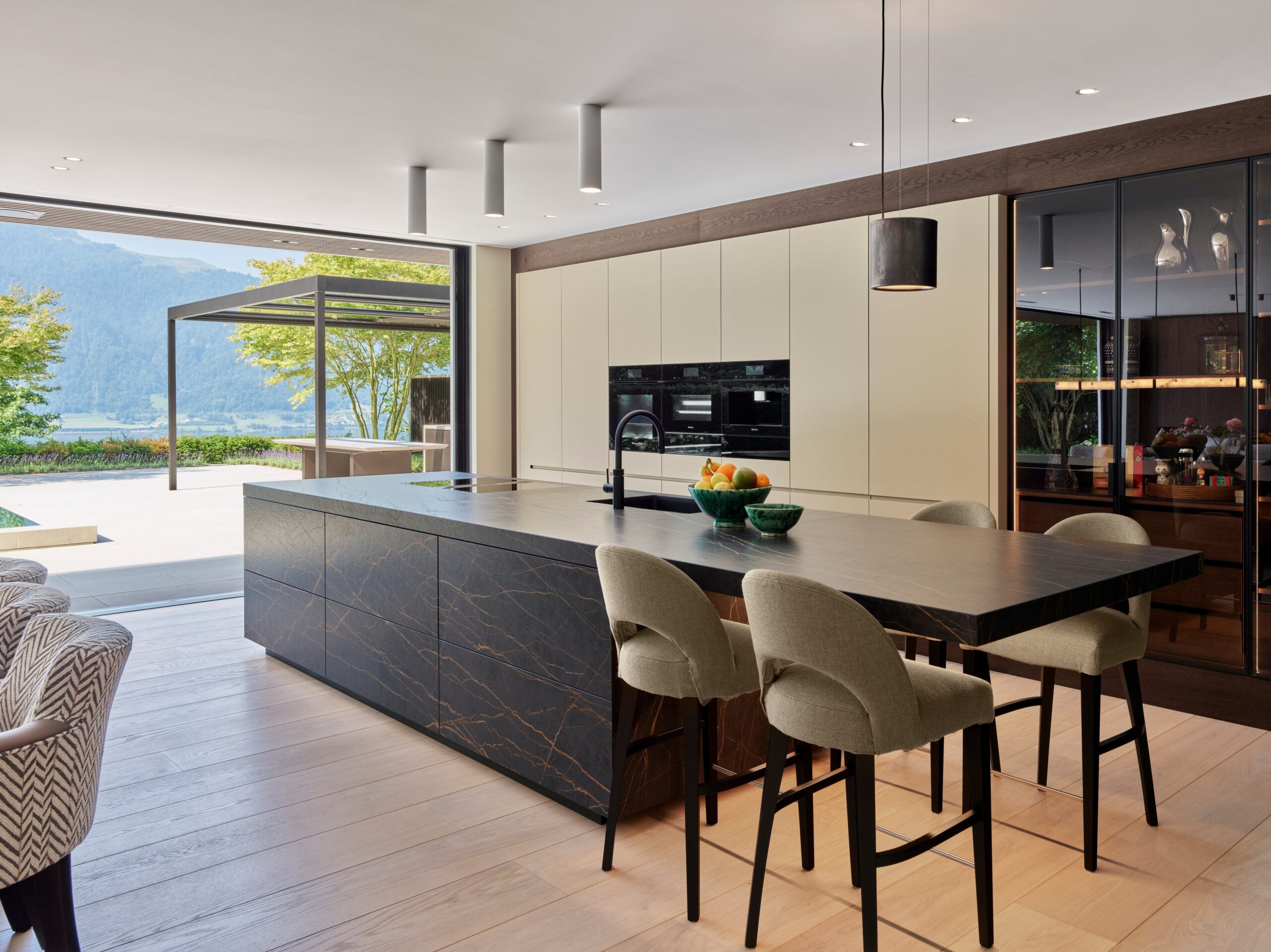 Geradewohl – Klare Linien. Echtes Wohlgefühl.