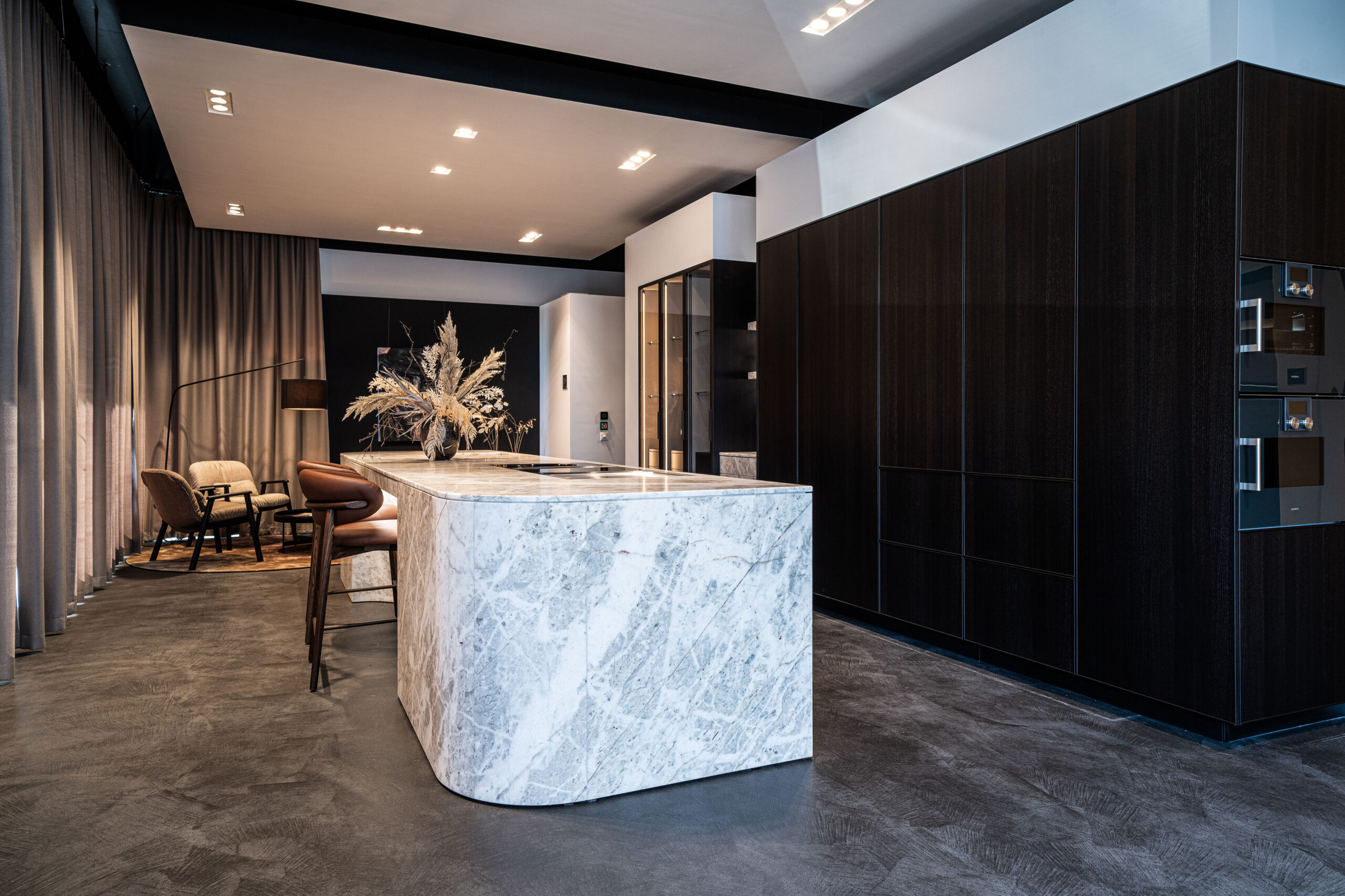 Ausstellungsküche H-ZWEI Quarzitküche